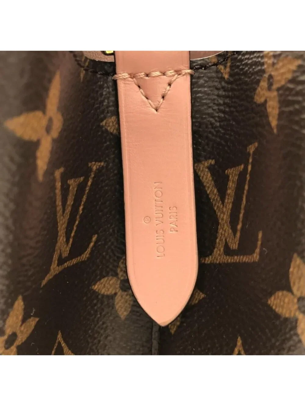 Louis Vuitton Monogram Neo Noe MM Shoulder Bag
